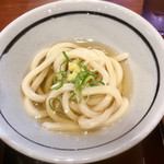 Marugame Seimen Chita Ten - 蛇口からお出しを注いで