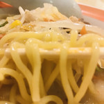 長崎ちゃんめん - ☆自家製麺と謳われている、太目の麺はもっちり♪