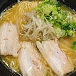 博多一番どり居食家あらい小月店 - 料理写真:らーめん大盛(ランチタイム)