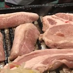 Korean Yakiniku Tonton - 