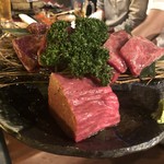 炭火焼肉ホルモン酒場 仙次郎 - 塊肉！