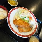 Patio - いわしフライ定食(1080円)です。