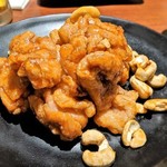 Tenkuu Hamamatsu Yuraku Gai Ten - 鶏の唐揚げ壺振りシェイク