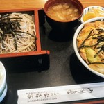 Soba Dokoro Hokiya - 親子丼セット1050円税込