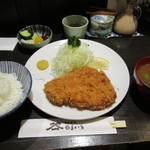 Tonkatsu Yamaichi - 特ローストンカツ定食