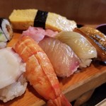 Akasaka Unomaru Zushi - 茹で海老､ハマチ､カンパチ､煮穴子､玉子