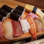 Akasaka Unomaru Zushi - 巻物はかんぴょう､かっぱ､鉄火巻き×2