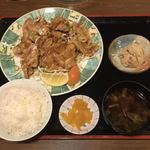 Shokujidokoro Mantoku - 豚ロース生姜焼き定食