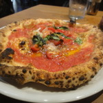 Pizzeria&Trattoria GONZO Meguro Ten - この厚み！