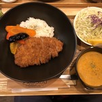 Butaniku Ryori Senmon Ten Tonkatsu Nori - スープカツカレー