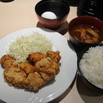 ZANGI Ichiban - ハーフ & ハーフ定食