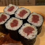 葵寿司 - 料理写真:鉄火巻き