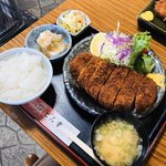 Tonkatsu Tonko - 特上ロース定食