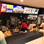 McDonald's Nijugo Sakurajosui Ten - １F受付カウンター