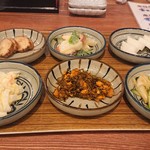 Kushiro Taishu Izakaya Nidaime Hareruya - おつまみプレート（９９９円）