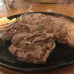 JUMBO STEAK HAN’S Hon Ten - Tボーンステーキ450g2980円