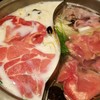 Shabu Sai Ionmoru Oota Ten - 豆乳だしと昆布だし。牛タン＆牛肩ぶち込んて♡