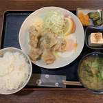 Tabemono Ya Hanetobi - 唐揚げカルボナーラ定食