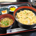 Sarashina - 衣笠丼（850円）