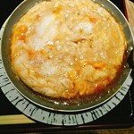 Akasaka Zanmai - ドンブリに乗っていない親子丼鍋のアタマ、自ら乗せる！