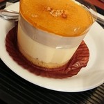 CAFFE VELOCE Minamifujisawa Ten - プリンケーキ