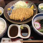 亀庵 総本店 - 牛カツ定食