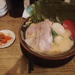 Yokohama Iekei Ramen Shinzan Matsuyamachiten - 