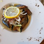 Restaurant Azzurro Mare Terrace on the Bay - 茄子と秋刀魚のペペロンチーノ