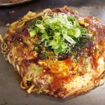 Aratani Okonomiyaki Ten - 肉玉そば（500円）