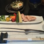 Hida Gyuu Ittouya Bakuro Ichidai Ginza - サラダ ざる豆腐