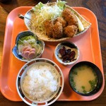 かど柳寿し - 料理写真:かきフライ定食