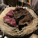 Niku Samurai - 無料もやしと肉焼いてまーす