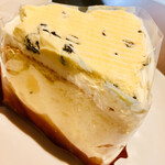 Starbucks Coffee Yumetaun Yukuhashi Ten - ラムレーズンクリームシフォンケーキ