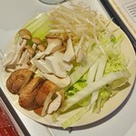 黒ひげKITCHEN516 - ハーブ豚＆ラムしゃぶしゃぶＳＥＴ　1,980円+税　の　野菜