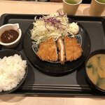 Matsu no Ya Handa Ten - 得朝ロースカツ70ｇ定食400円に単品で味噌ダレ130円。