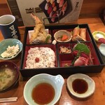 Sushi Tsukiji Nihonkai Ikegami Ten - ★日替り弁当（1100円）★