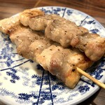 Yakitori Tougetsu - 豚バラ 2串300yen