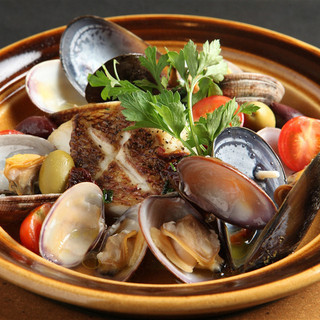 “Fresh” and “seasonal” ingredients influence the taste of the dish.