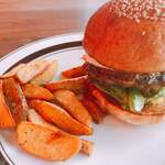 CRITTERS BURGER - 