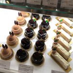 Patisserie Ravi,e relier - 