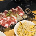 Yakiniku Nikubei - 