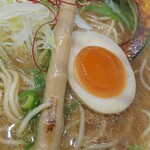 暁 製麺 - 味玉