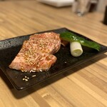 Yakiniku Taishu Sakaba New Iwakura - 和牛カルビ