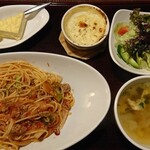 茶屋 草木万里野 - 料理写真:スパゲッティランチA 980円(ひき肉とブロッコリーのトマト)