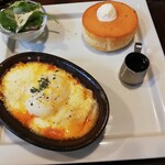 星乃珈琲店 - 私注文の３種チーズととろーり卵のラザニア＆パンケーキプレート