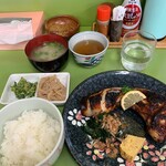 Shokujidokoro Kojika - ぶりかま塩こうじ焼き定食