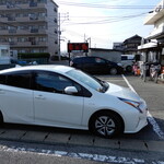 焼肉竜馬 - お店横の駐車場