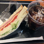 TULLYS COFFEE Kuzuha Mo-Ru Ten - ＨＬＴ＆アイスコーヒー