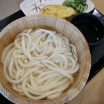 Marugame Seimen Ion Moru Hamamatsu Shina Ten - 釜揚(並)・３００円/さつまいも天・１１０円