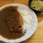 Curry & Hamburger Steak Yamato - カツカレー  サラダが付きます